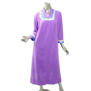 Vanity Fair 1/2 Zip Robe‎